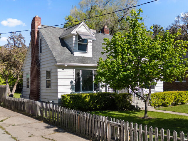 Property Photo: 658 N 100 E UT 84321