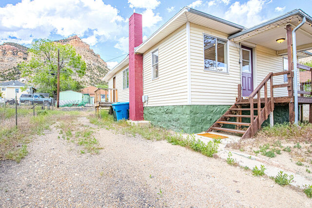 Property Photo:  451 E 6000 N  UT 84529 