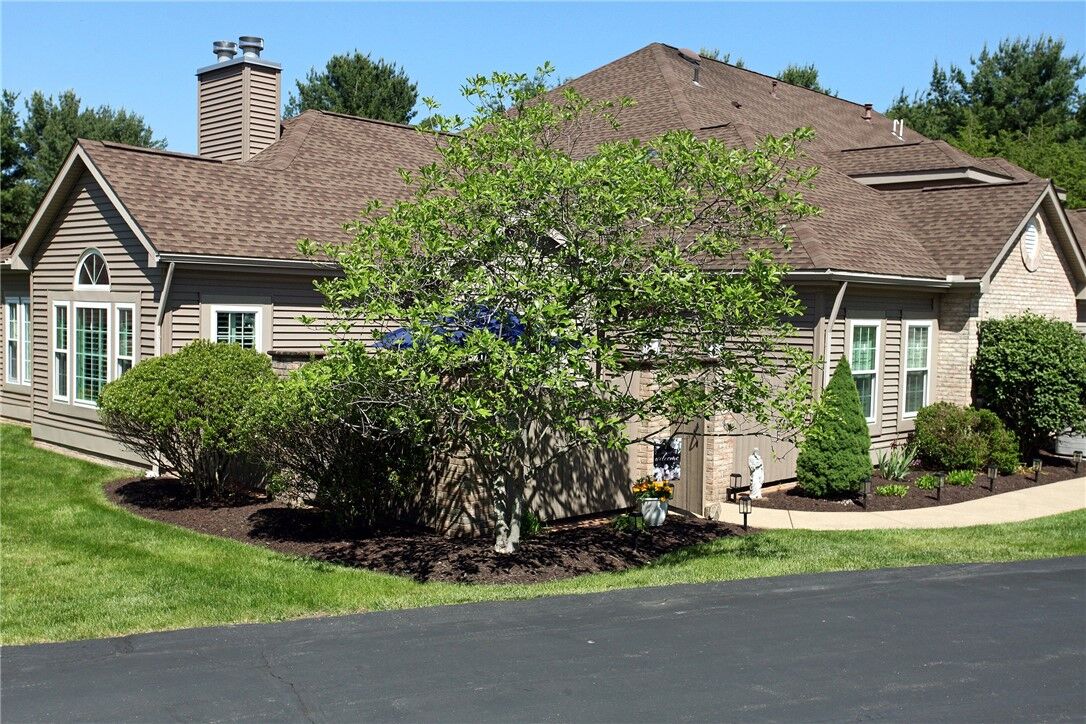 Property Photo:  507 Wilshire 10C  PA 16046 