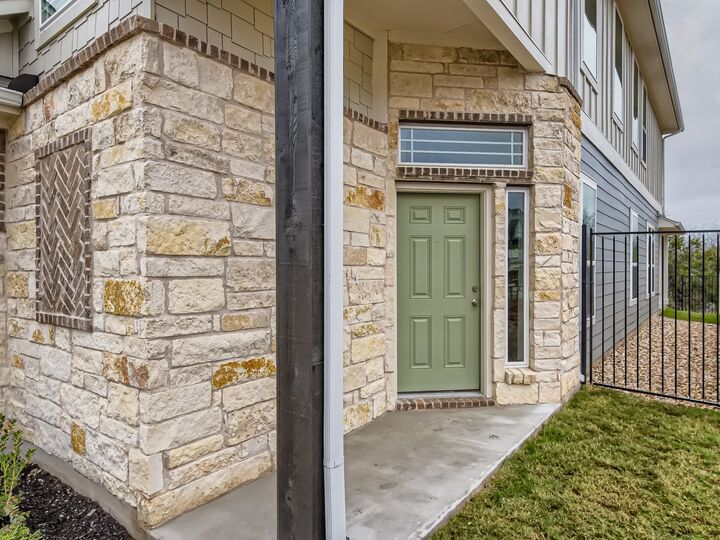 Property Photo:  11200 El Capitan Drive  TX 78747 