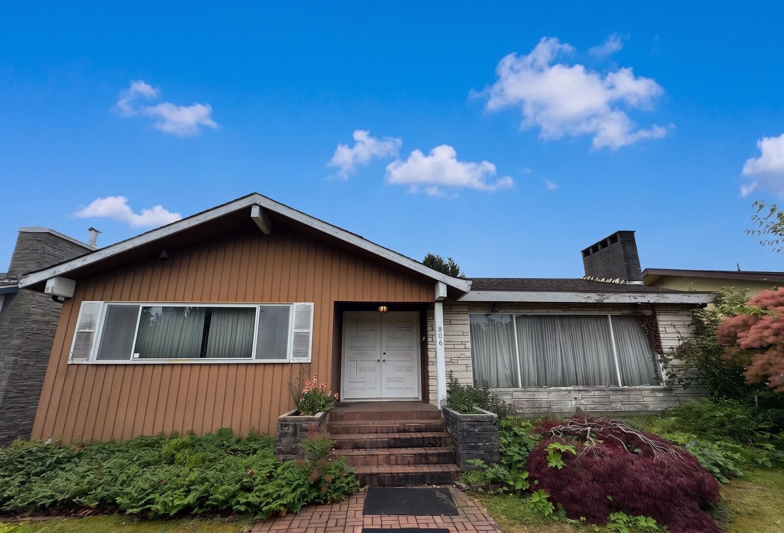 Property Photo: 806 W 47th Avenue BC V5Z 2R8
