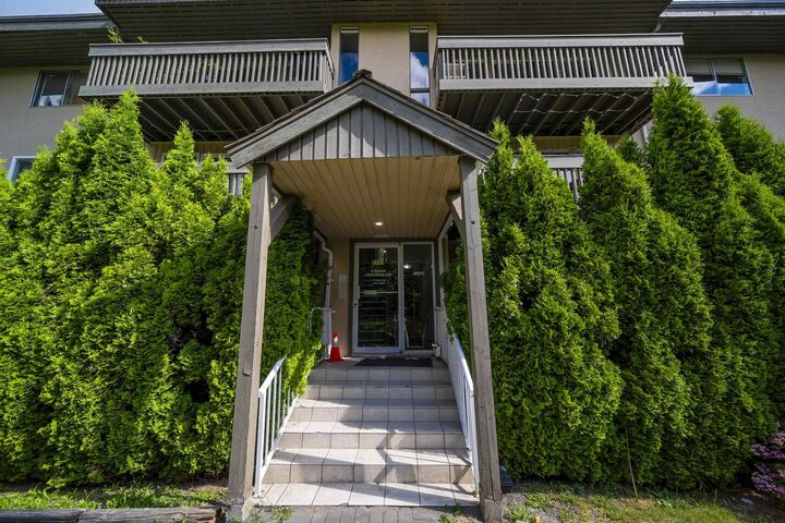 Property Photo: 5740 Hastings Street 11 BC V5B 1R6