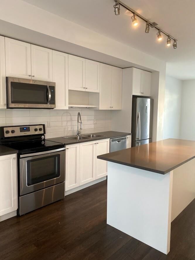 Property Photo:  8130 136 A Street  BC V3W 1H9 