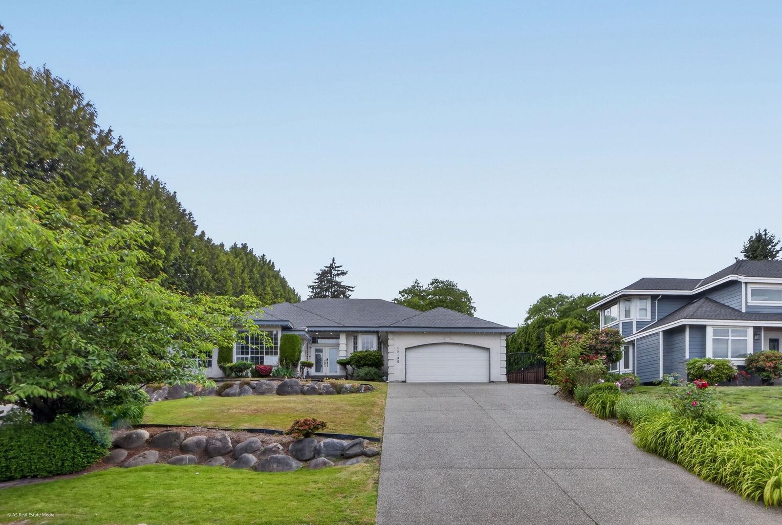 Property Photo: 15186 73B Avenue BC V3S 8B7