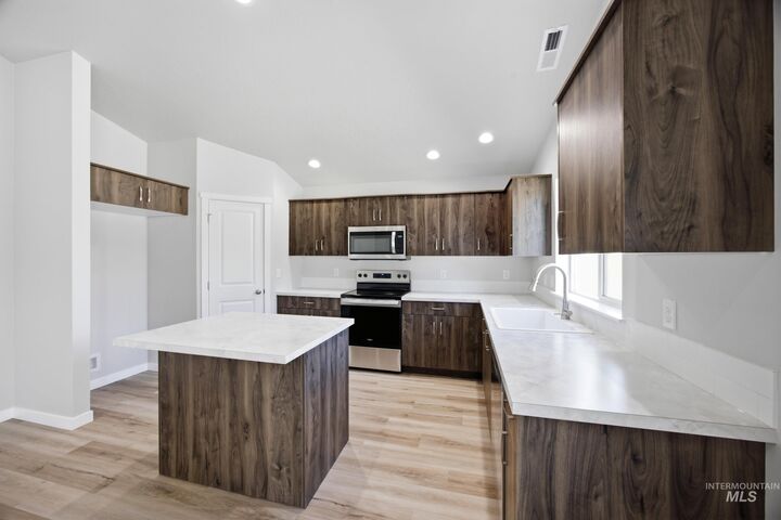 Property Photo:  583 W Novak Dr  ID 83617 