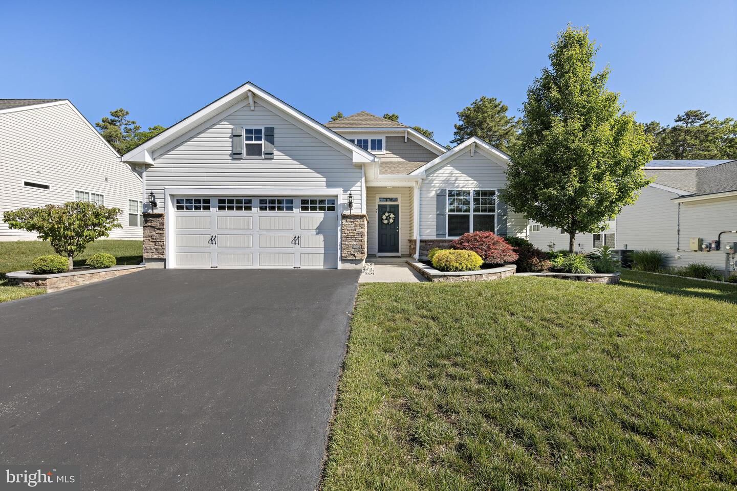 Property Photo:  45 Galley Way  NJ 08087 