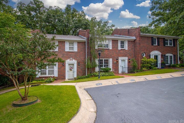 Property Photo:  103 Cambridge Place  AR 72227 