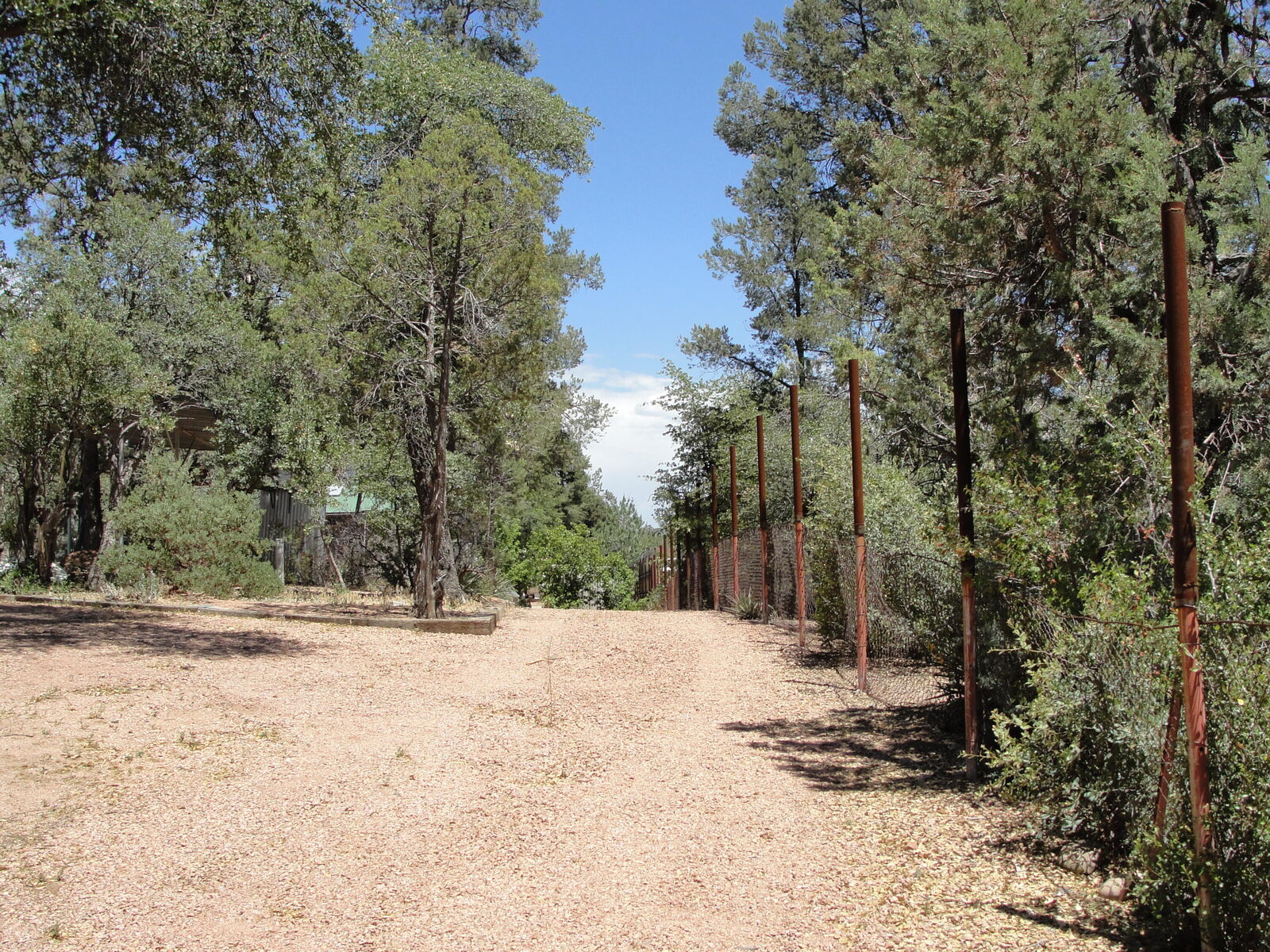 Property Photo:  215 N Budweiser Circle  AZ 85541 