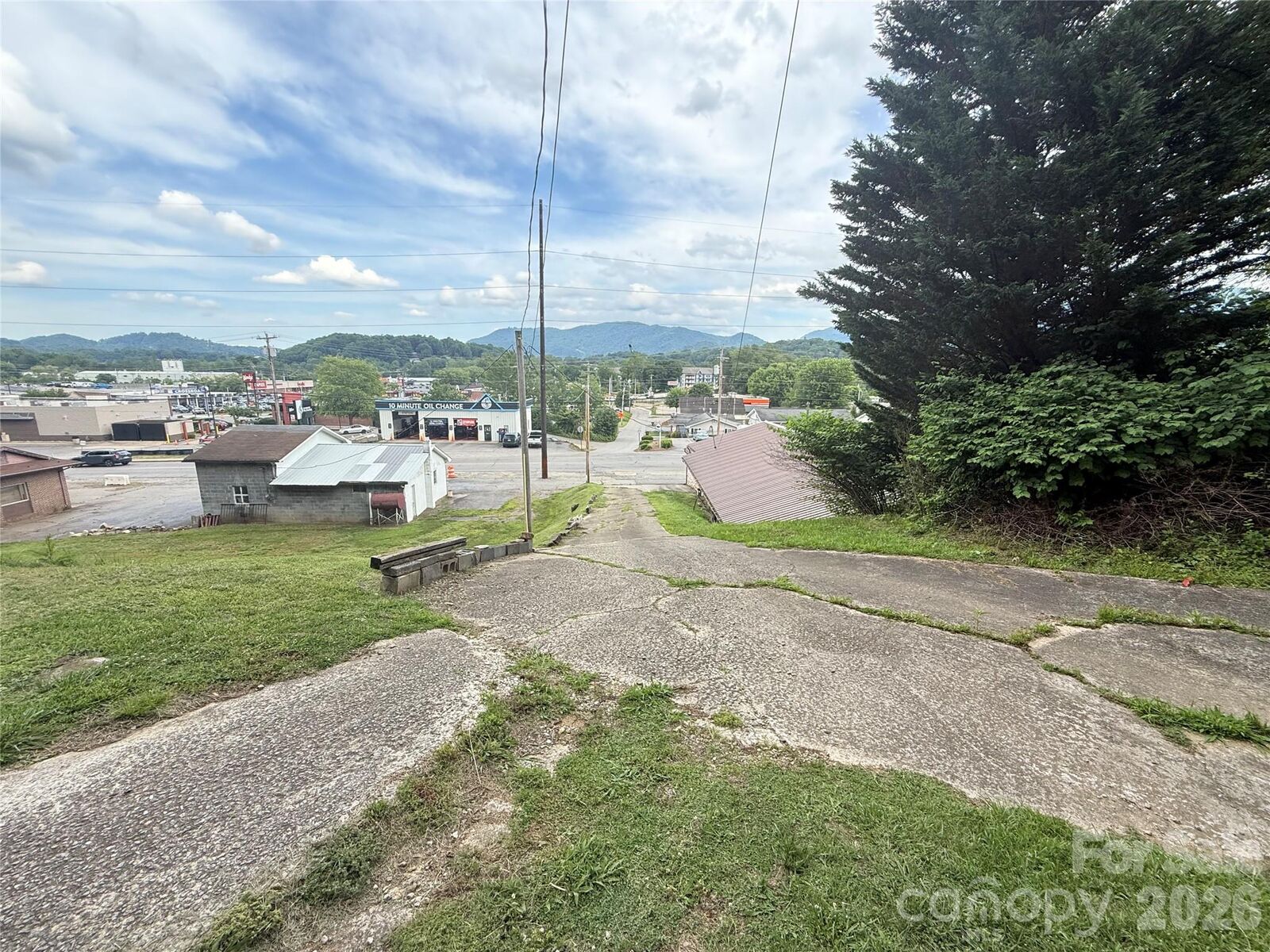 Property Photo:  31 Paralee Lane  NC 28786 