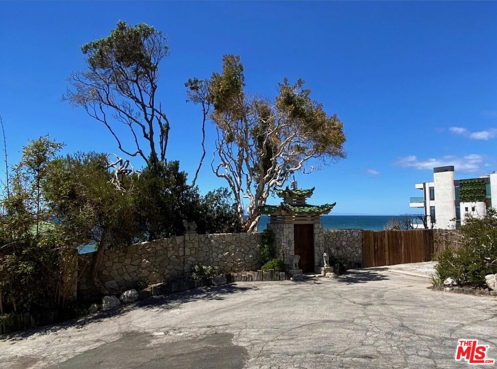 Property Photo: 18842 Pacific Coast Hwy CA 90265