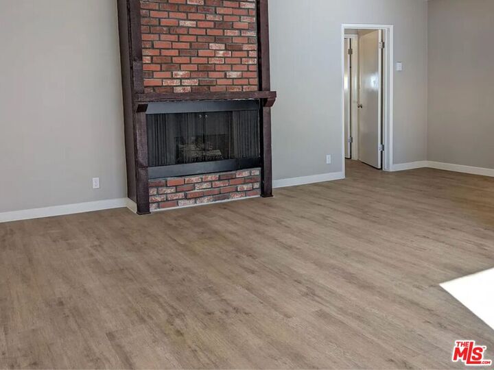 Property Photo: 1818 Kelton Ave CA 90025
