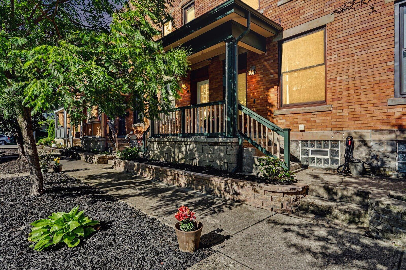 Property Photo: 982 Highland Street OH 43201