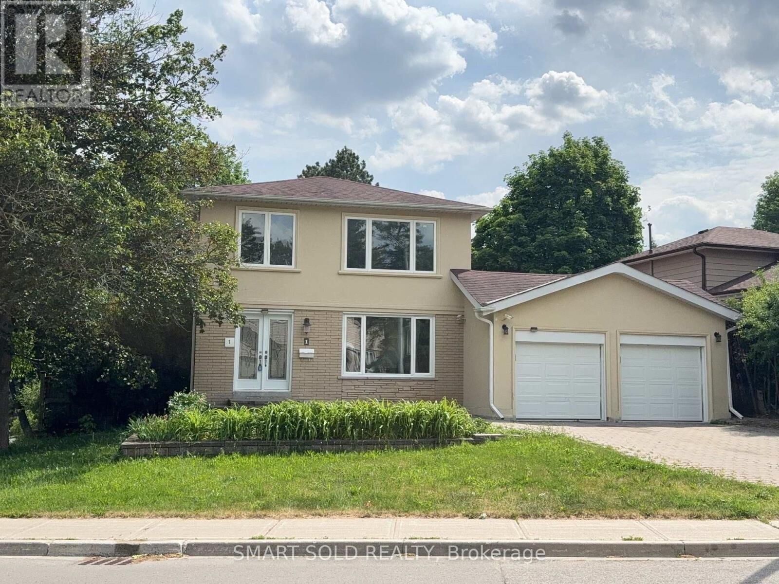 Property Photo:  1 Hammond Drive  ON L4G 2T8 