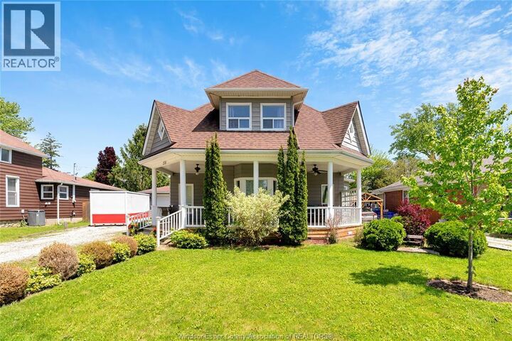 Property Photo:  235 Division Street South  ON N9Y 1R5 