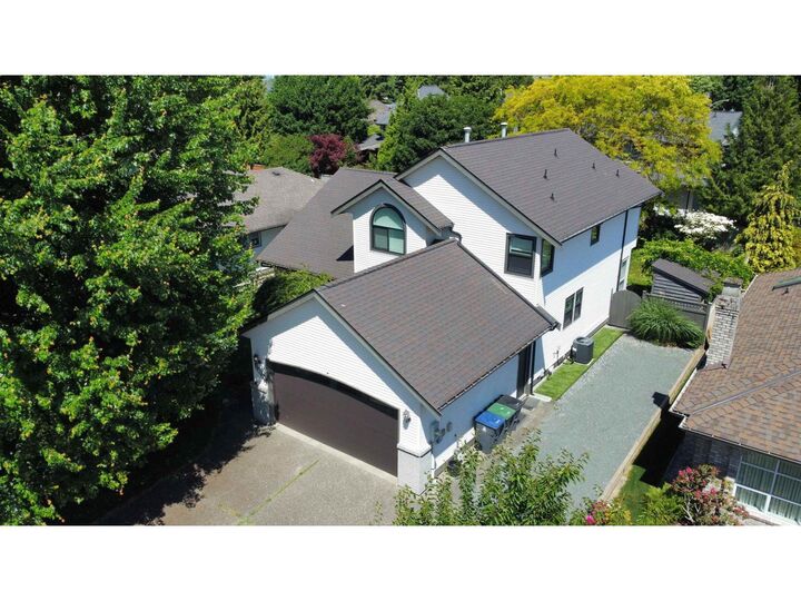 18875 63 Avenue — photo 1