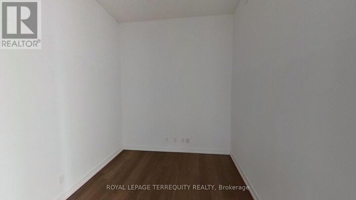 Property Photo:  98 Lillian Street 2317  ON M4S 0A5 