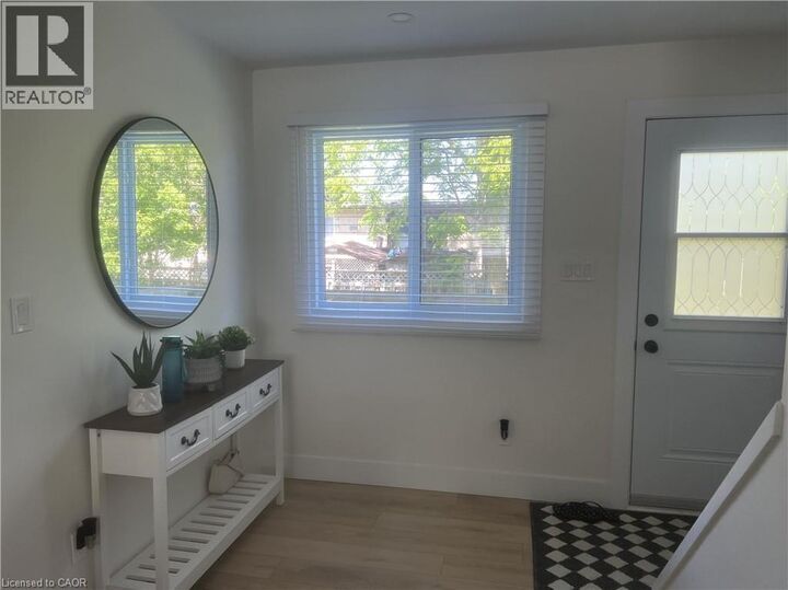 Property Photo:  120 Beverly Street D  ON N1R 3Z7 