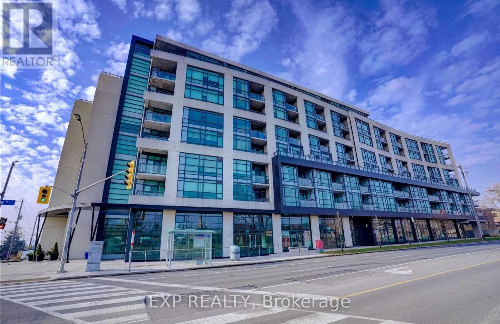 Property Photo: 2522 Keele Street 419 ON M6L 0A2