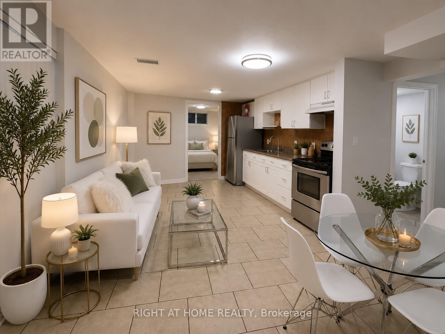 Property Photo:  67 Brentwood Drive Lower  ON L8T 3W2 