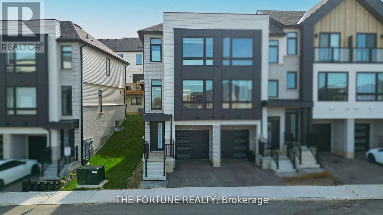 Property Photo:  55 Tom Brown Drive 70  ON N3L 0N5 