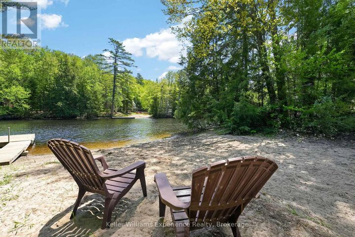 Property Photo:  1077 Holiday Park Drive  ON P1L 1W9 