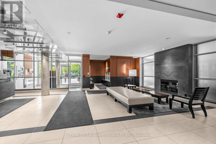 Property Photo:  80 Port Street East 304  ON L5G 4V6 