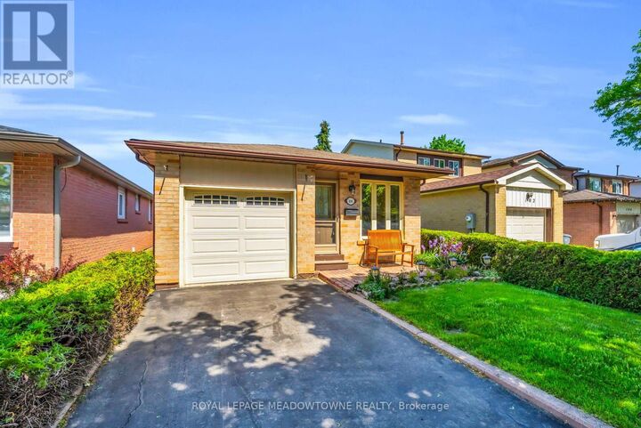 Property Photo:  100 Martindale Crescent  ON L6X 2V1 