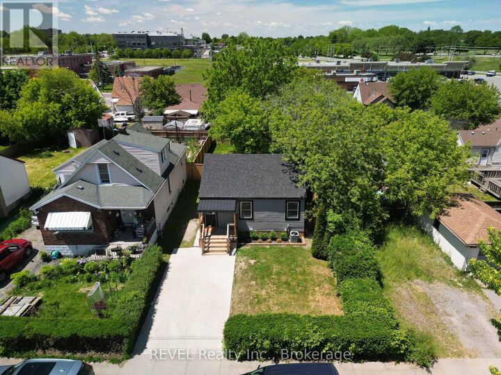 Property Photo:  5261 Buchanan Avenue  ON L2E 5A7 