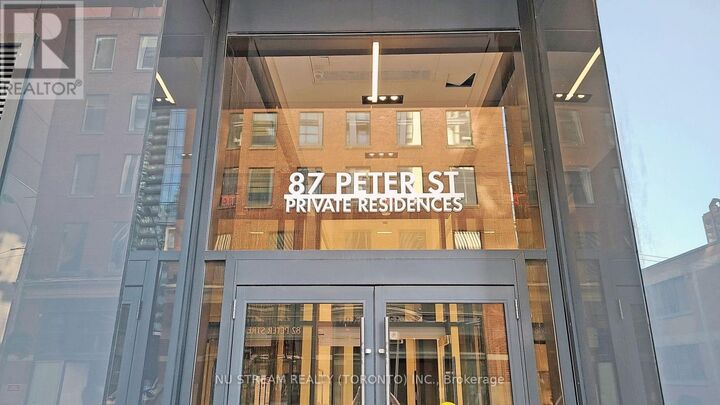 Property Photo:  87 Peter Street 2202  ON M5V 2G4 