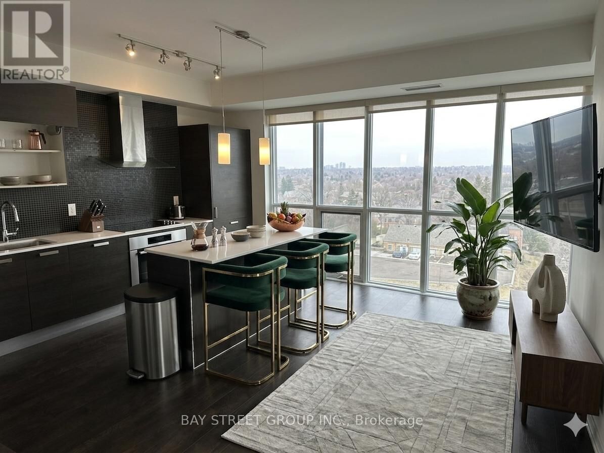 Property Photo:  11 Bogert Avenue 807  ON M2N 1K4 
