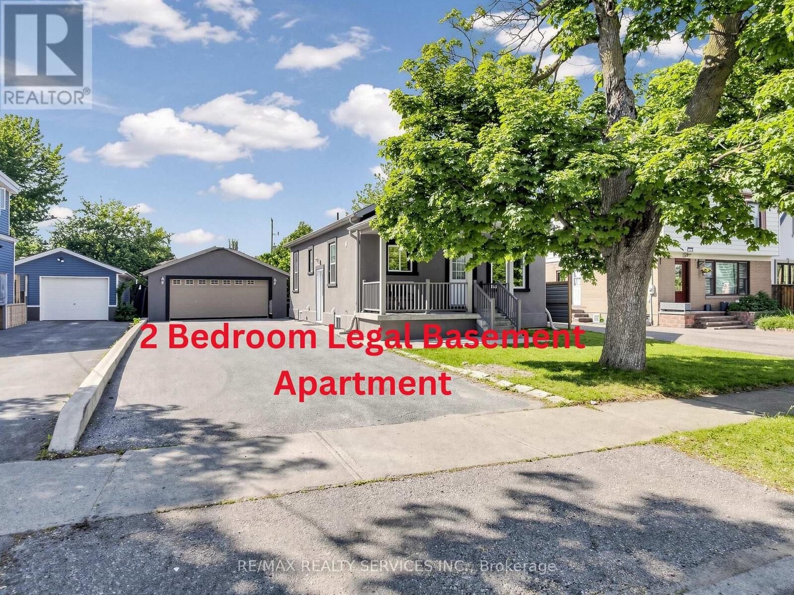 Property Photo: 102 Woodward Avenue ON L6V 1K6