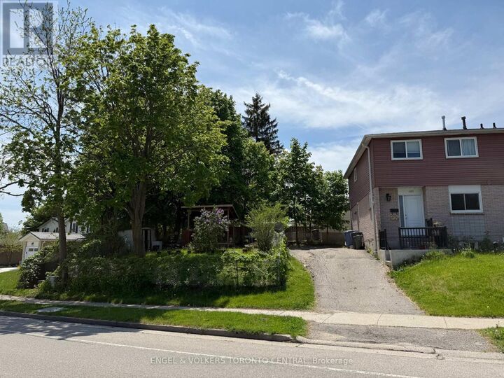 Property Photo:  689 College Avenue West  ON N1G 2Y2 