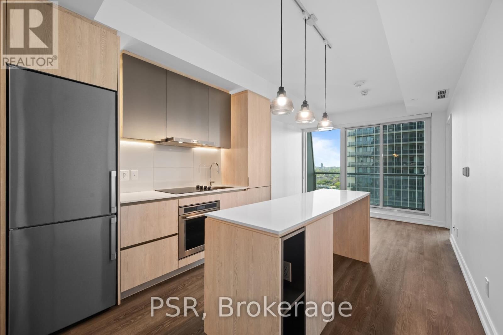Property Photo:  11 Ordnance Street 1901  ON M6K 0H4 
