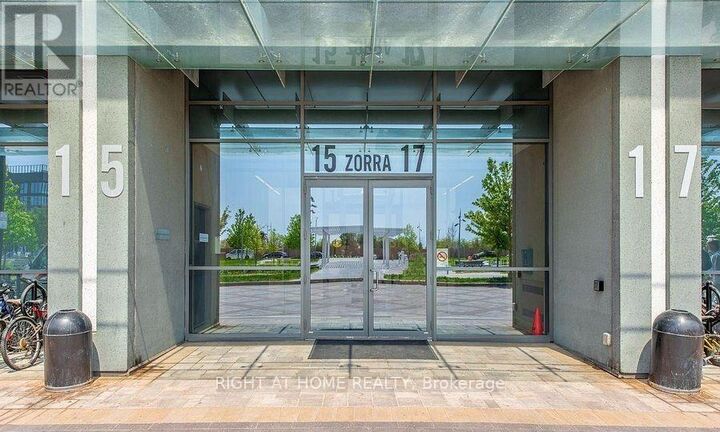 Property Photo: 17 Zorra Street 1012 ON M8Z 4Z6
