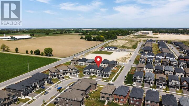 Property Photo:  844 Sobeski Avenue  ON N4T 0P2 