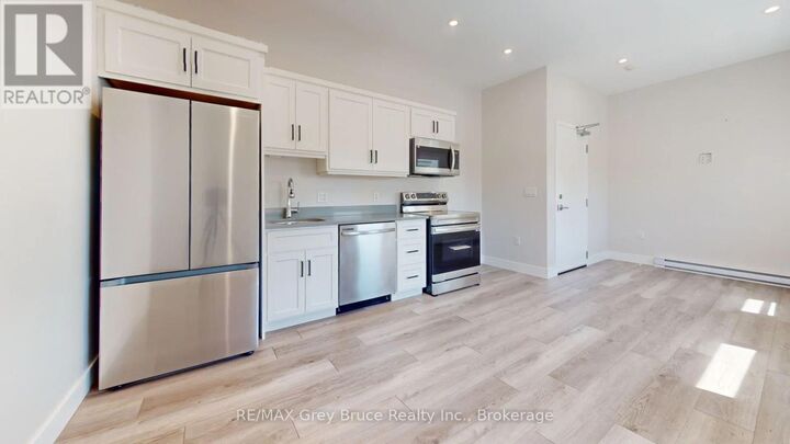 Property Photo:  39 1st Avenue South Unit 11  ON N0G 1L0 