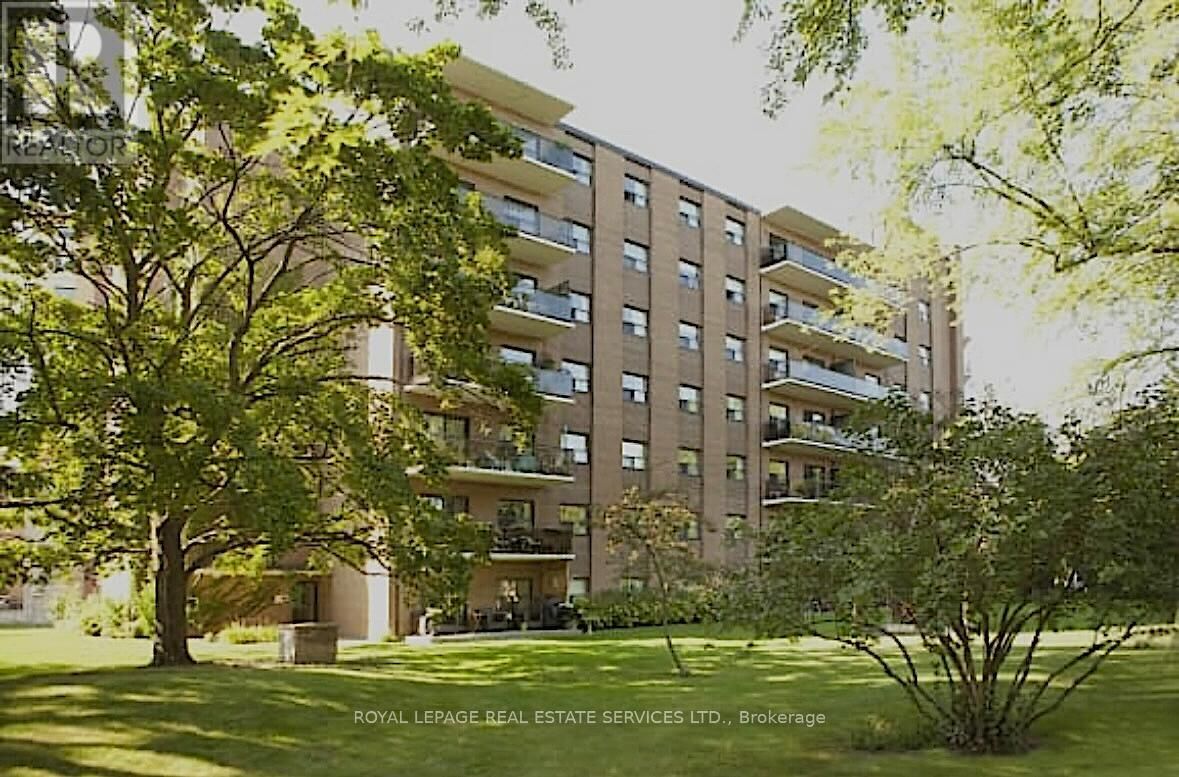 Property Photo:  135 Allan Street 204  ON L6J 3N4 