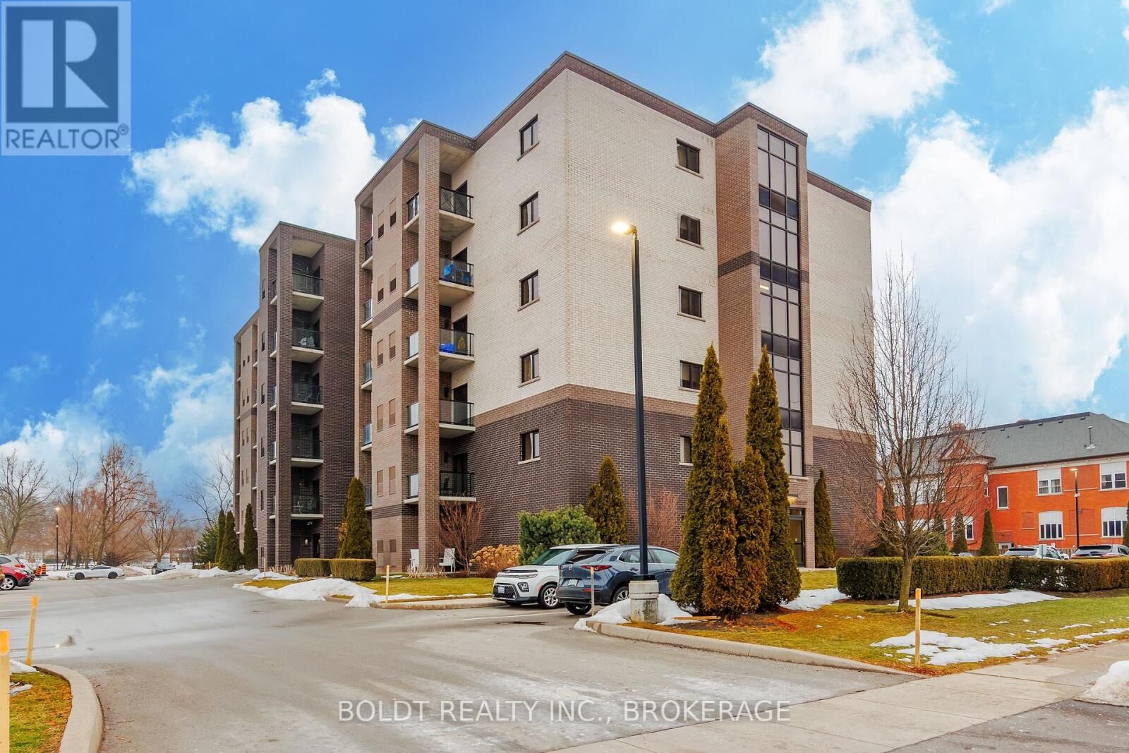 Property Photo:  5837 Dunn Street 207  ON L2G 0X7 