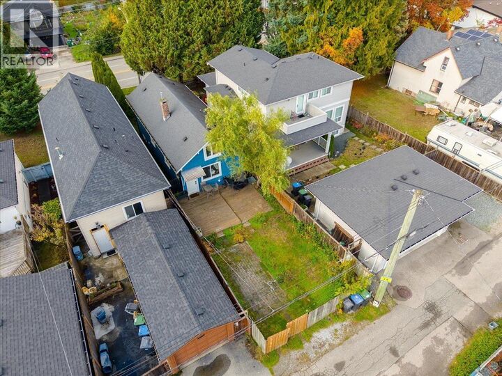 Property Photo: 1016 Tenth Avenue BC V3M 3H6