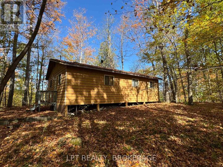 Property Photo:  500 Yvon Lane  ON K0G 1X0 