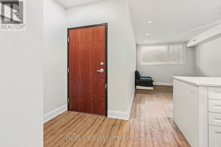 Property Photo:  35 Monk Street 1  ON K1S 3Y7 