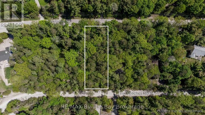 Property Photo:  249 Tiny Beaches Road North  ON L0L 2J0 