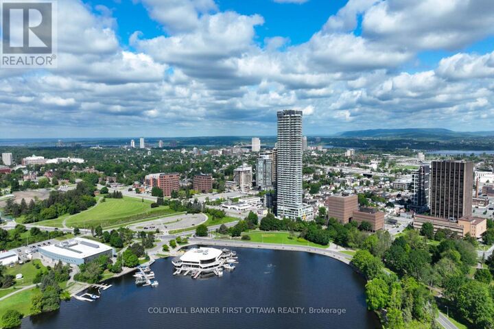 Property Photo: 805 Carling Avenue 3903 ON K1S 5W9