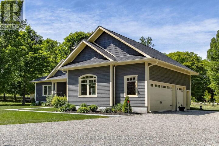 Property Photo:  55 Beaufort Crescent  ON L9M 0B8 