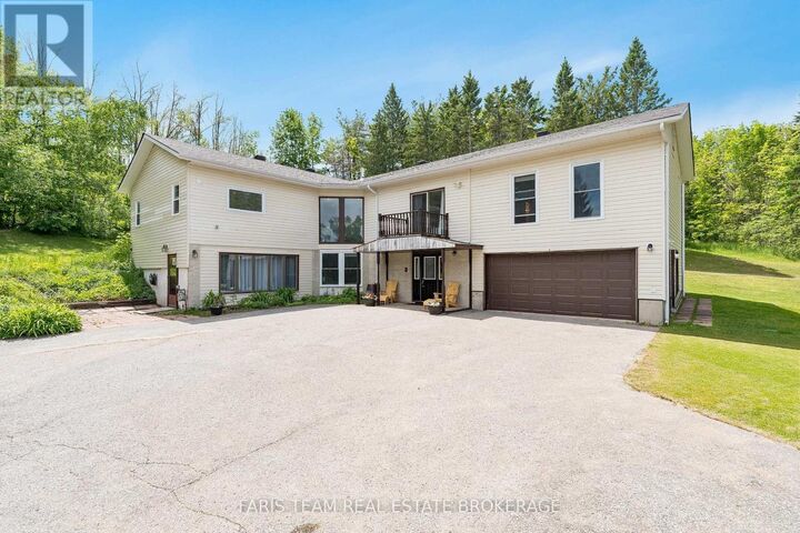 Property Photo:  52 Old Scotia Place  ON L3V 0R7 