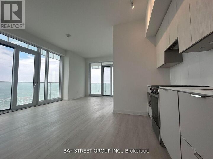 Property Photo:  3883 Quartz Road 5510  ON L5B 0M4 