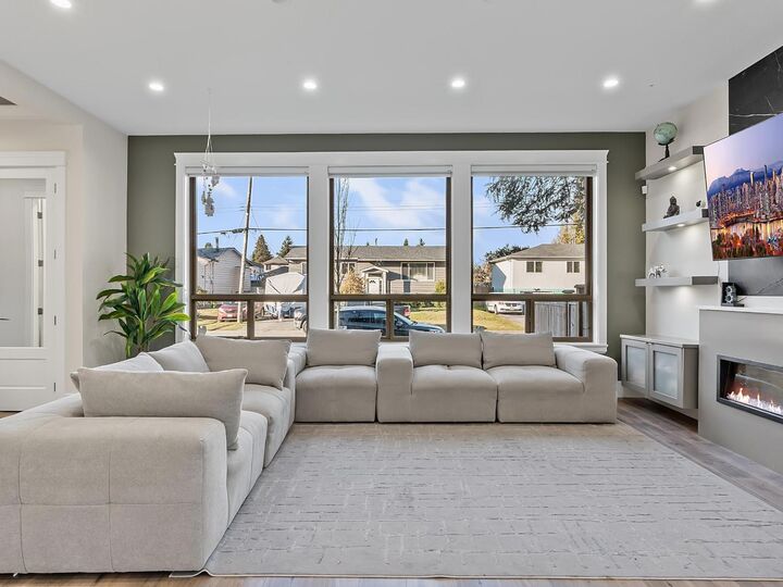 Property Photo:  8144 116A Street  BC V4C 5Y8 