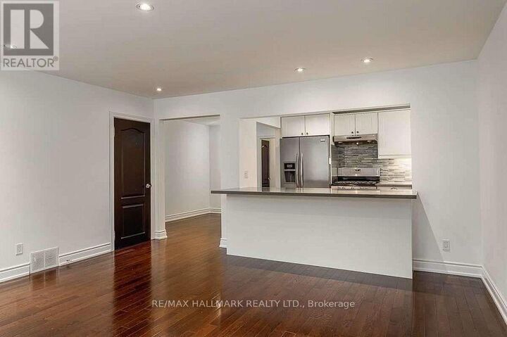 Property Photo: 25 Love Crescent ON M4E 1V6