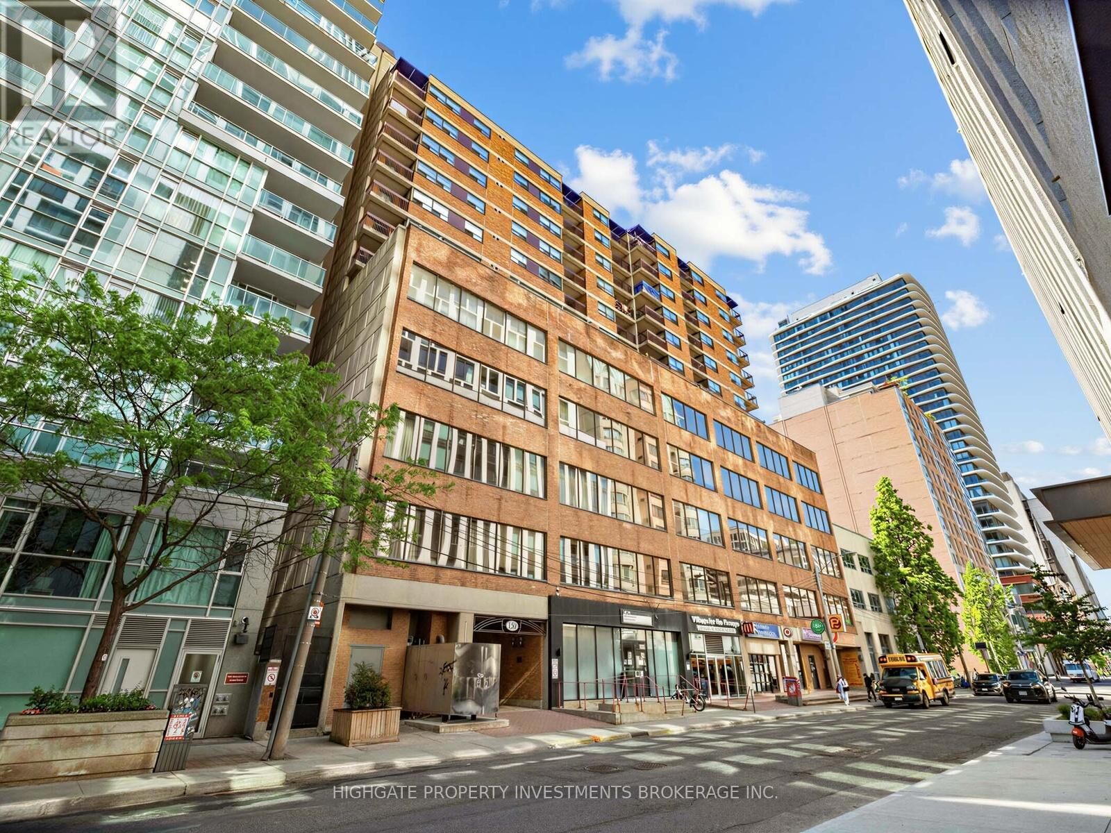 Property Photo:  120 St Patrick Street 902  ON M5T 2X7 