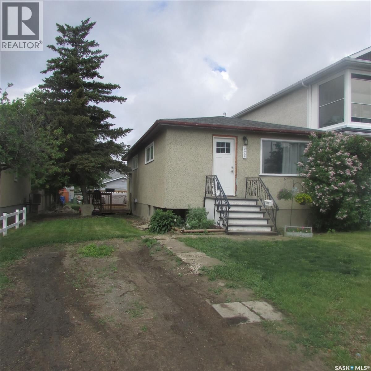 Property Photo:  2058 Alexandra Street  SK S4T 4P5 